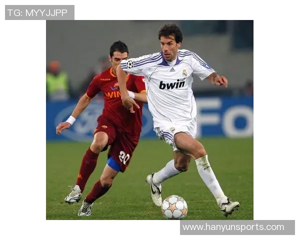 足球明星们热衷于实况足球的背后故事与精彩瞬间揭秘